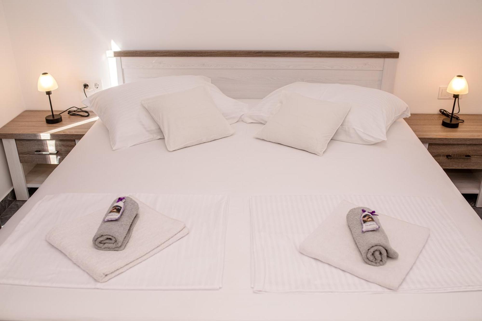 Mariva Apartments Lopar Dış mekan fotoğraf